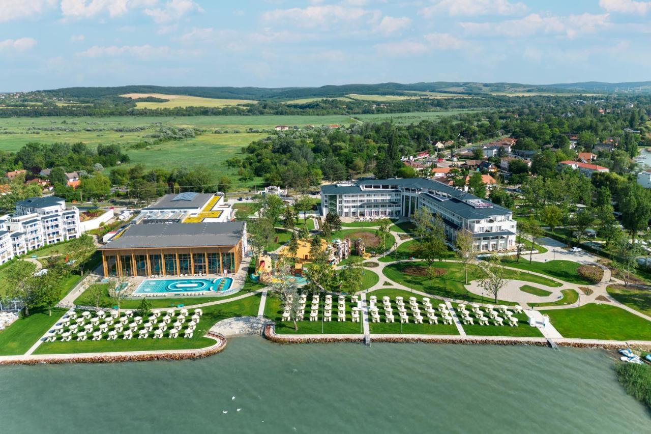 Moevenpick Balaland Resort Lake Balaton Szántód Extérieur photo