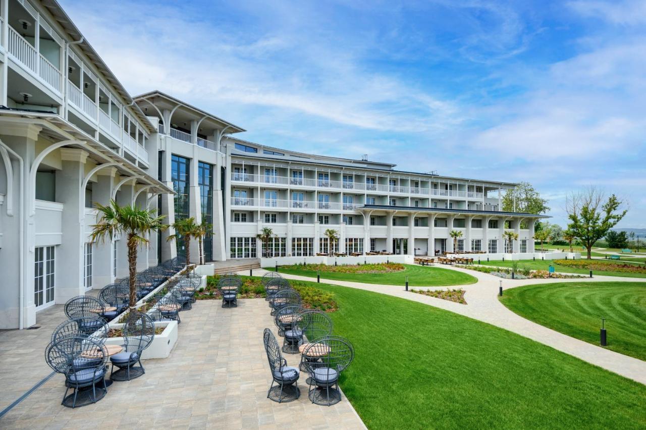 Moevenpick Balaland Resort Lake Balaton Szántód Extérieur photo