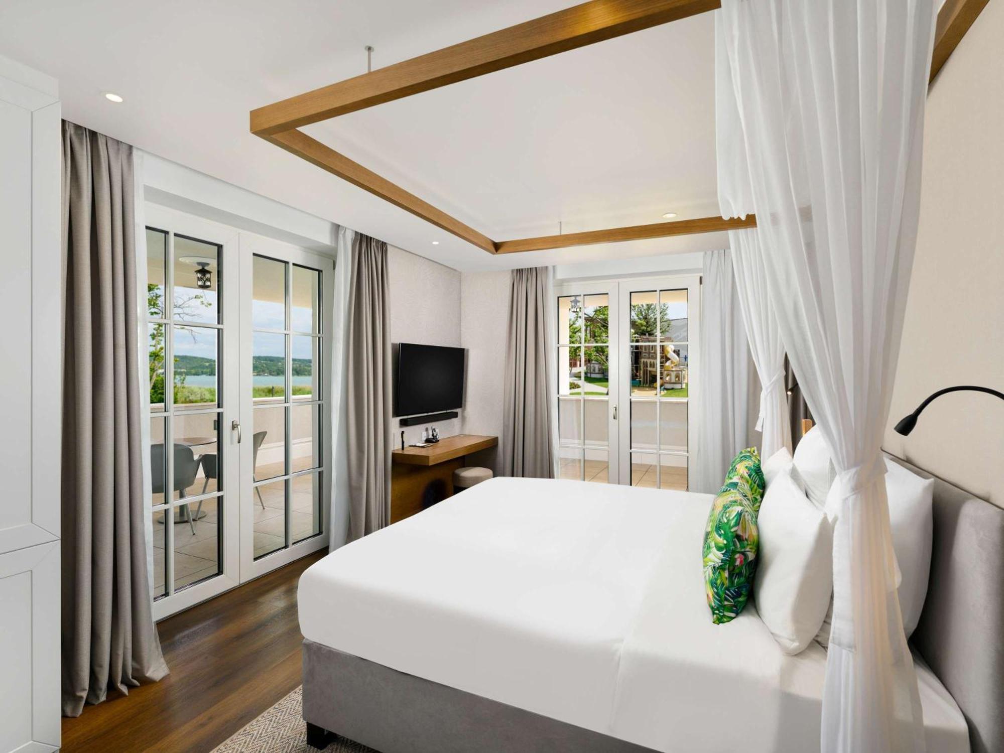 Moevenpick Balaland Resort Lake Balaton Szántód Extérieur photo